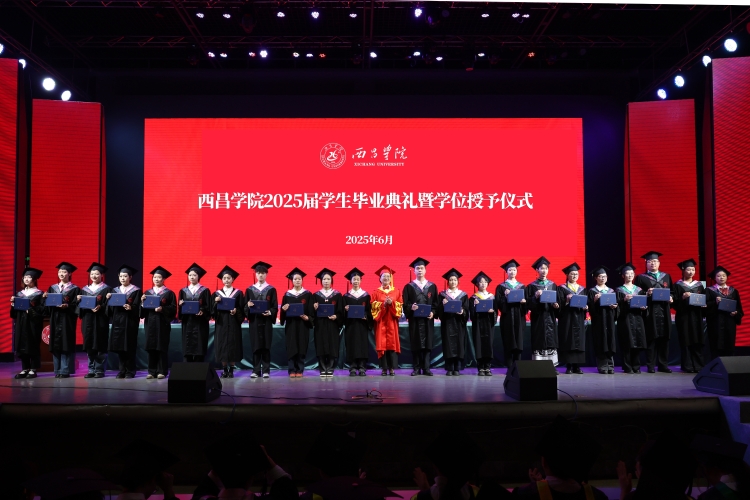 8白校長